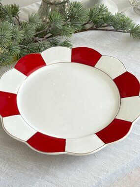 Grace Teaware Dinner Plates Red White Scalloped Edge Christmas Holiday Set 4 New